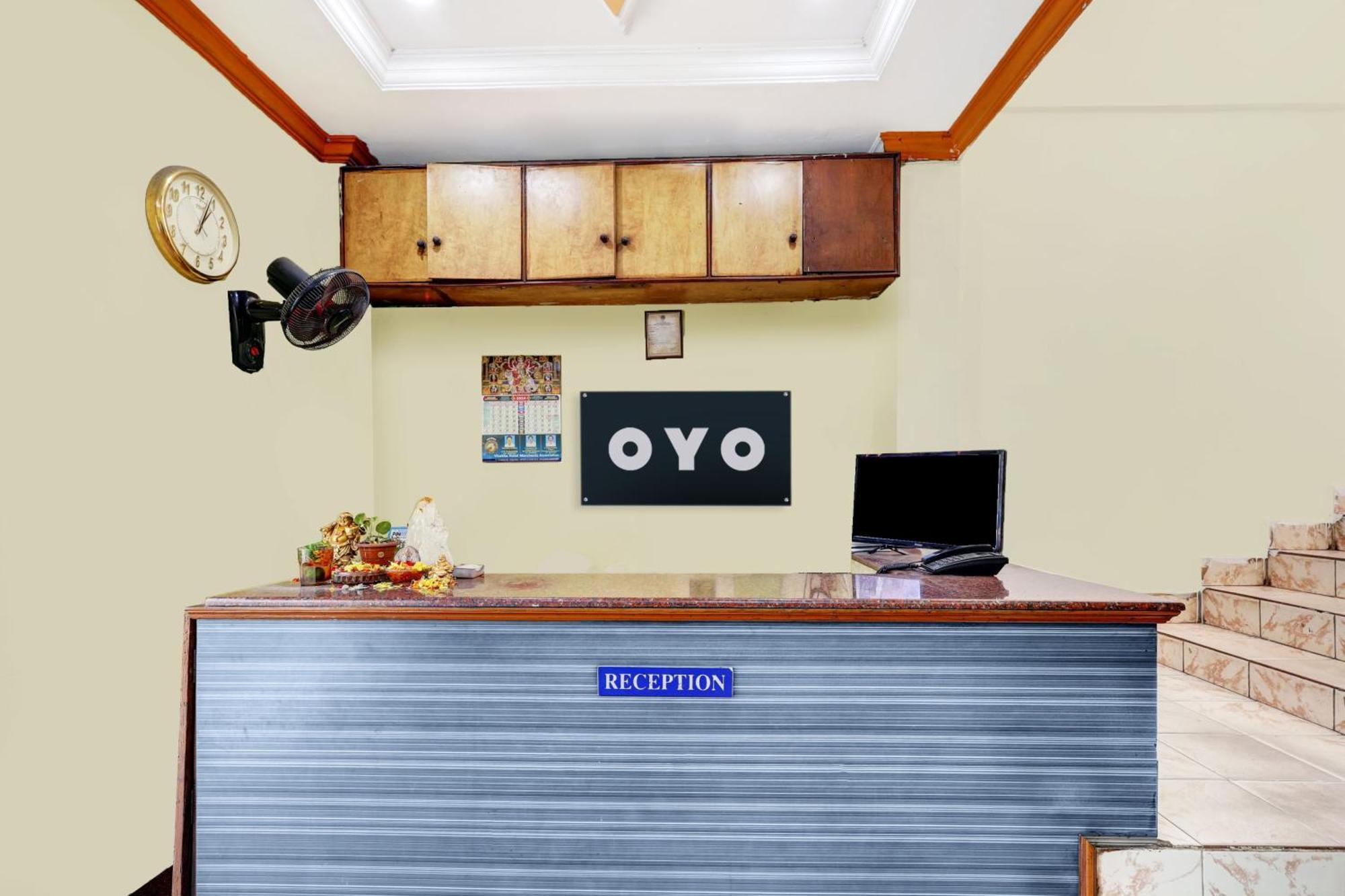 Hotel O Gangothri Lodge Visakhapatnam Ngoại thất bức ảnh